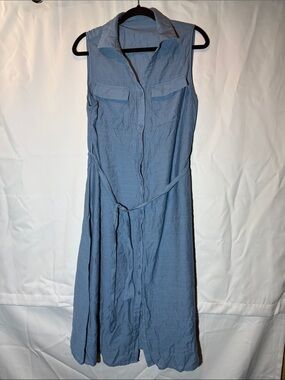 Cupshe Sleeveless Collared Button-Front Maxi Dress in Blue